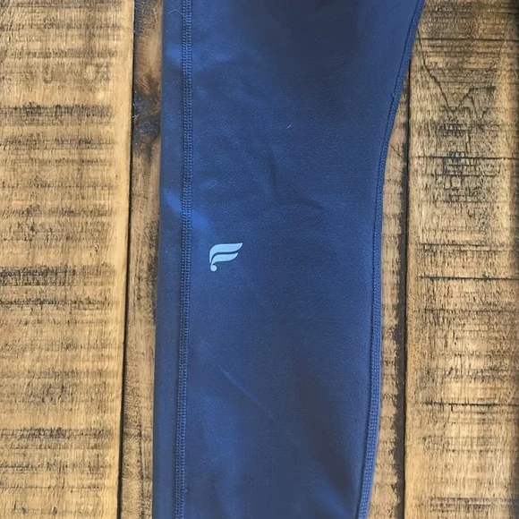 Fabletics Define PowerHold® High-Waisted 7/8 Legging - Regular Inseam 25” - Picture 8 of 11